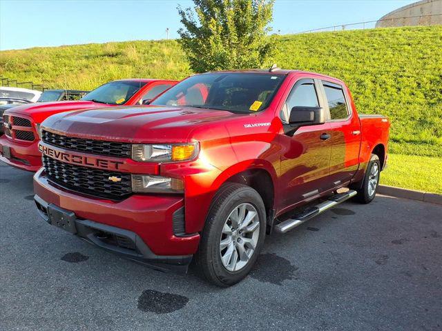 2021 Chevrolet Silverado 1500 4WD Crew Cab Short Bed Custom 2021 Chevrolet Silverado 1500 4WD Crew Cab Short Bed Custom