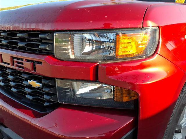 2021 Chevrolet Silverado 1500 4WD Crew Cab Short Bed Custom 2021 Chevrolet Silverado 1500 4WD Crew Cab Short Bed Custom
