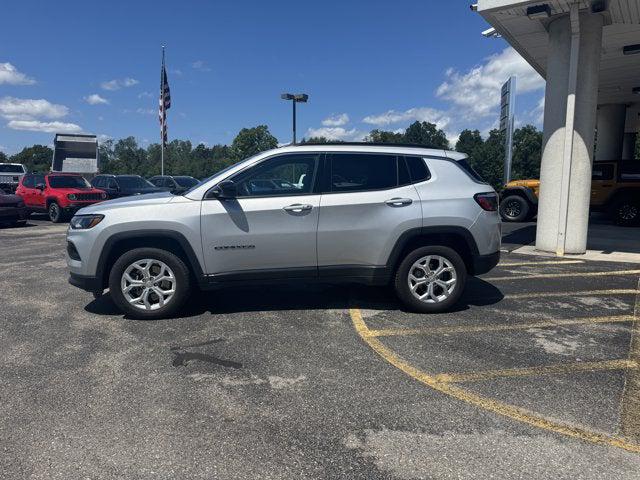 2024 Jeep Compass Latitude 4x4 2024 Jeep Compass Latitude 4x4