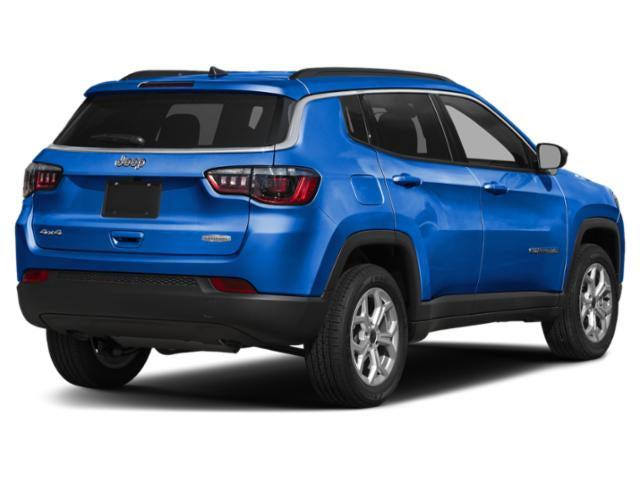 2025 Jeep Compass Latitude 4x4 2025 Jeep Compass Latitude 4x4