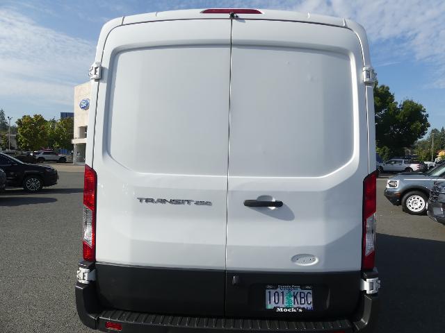 2017 Ford Transit 130 WB Medium Roof Cargo