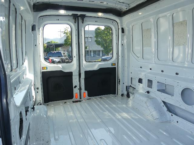 2017 Ford Transit 148 WB Medium Roof Cargo