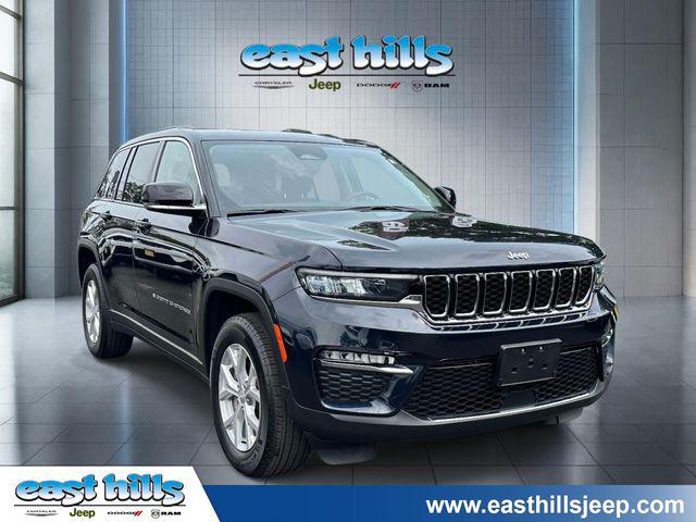 2023 Jeep Grand Cherokee Limited 4x4 for sale in Greenvale, NY
