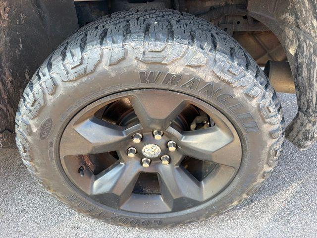 2019 Ram 1500 Big Horn/Lone Star Crew Cab 4x4 57 Box