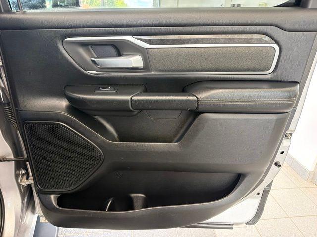 2019 Ram 1500 Big Horn/Lone Star Crew Cab 4x4 57 Box
