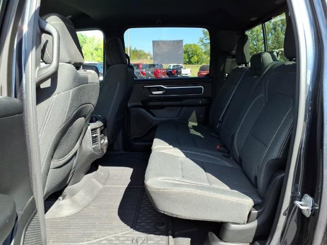 2019 Ram 1500 Big Horn/Lone Star Crew Cab 4x4 57 Box