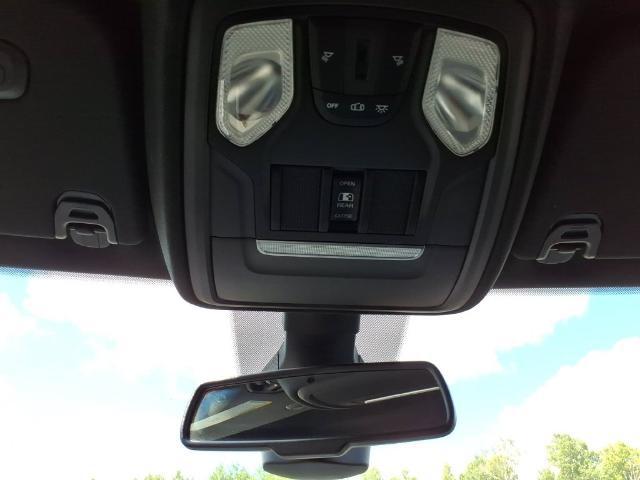 2019 Ram 1500 Big Horn/Lone Star Crew Cab 4x4 57 Box