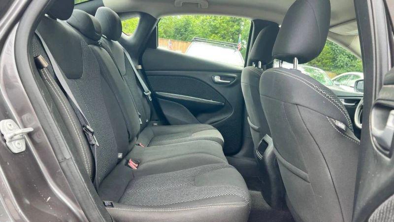 2016 Dodge Dart SXT