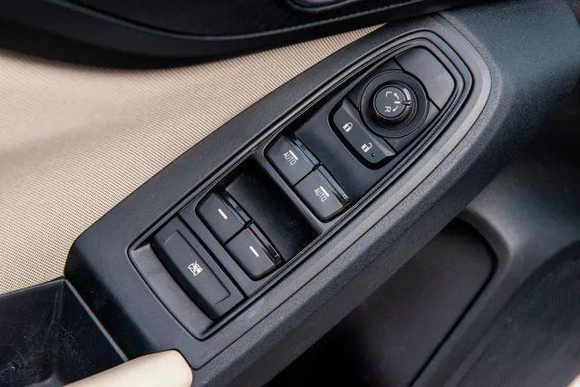 2019 Subaru Impreza 2.0i