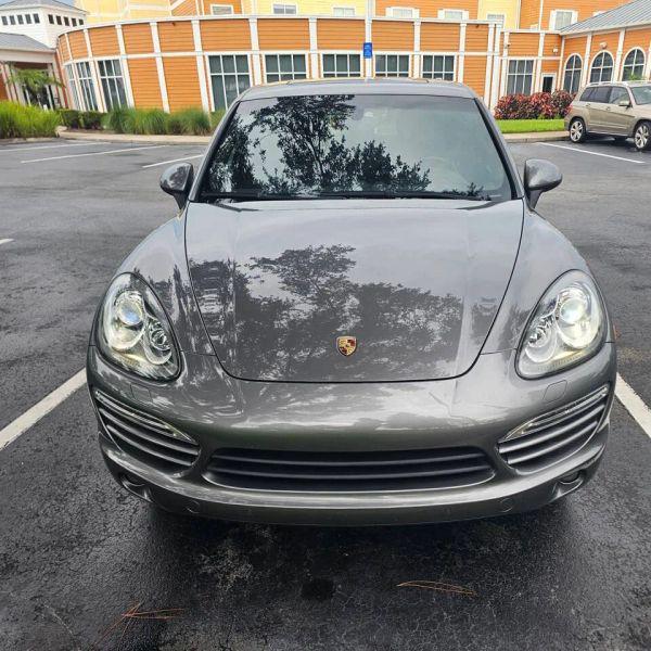 2012 Porsche Cayenne Base