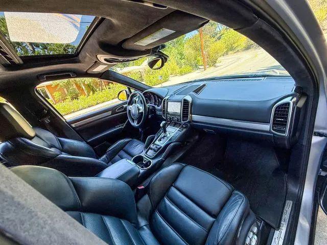 2011 Porsche Cayenne Turbo