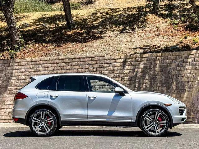 2011 Porsche Cayenne Turbo
