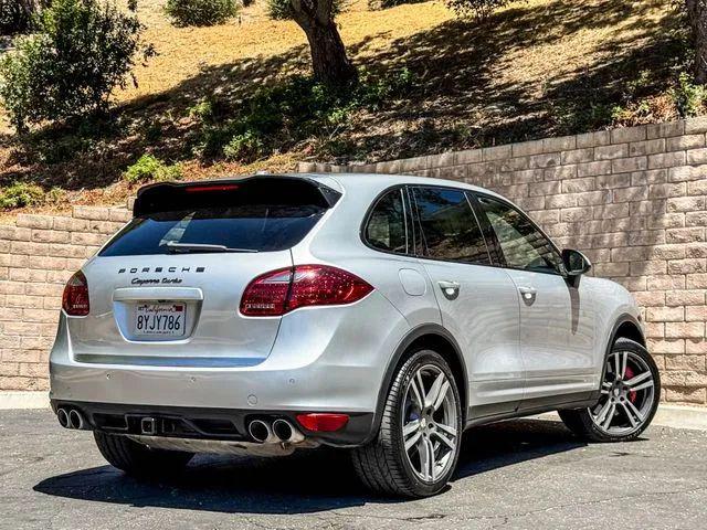 2011 Porsche Cayenne Turbo