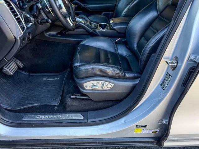 2011 Porsche Cayenne Turbo