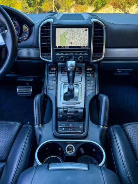 2011 Porsche Cayenne Turbo