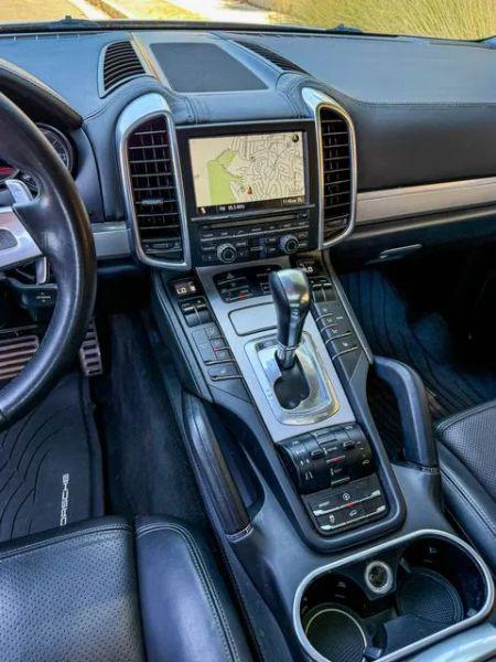 2011 Porsche Cayenne Turbo