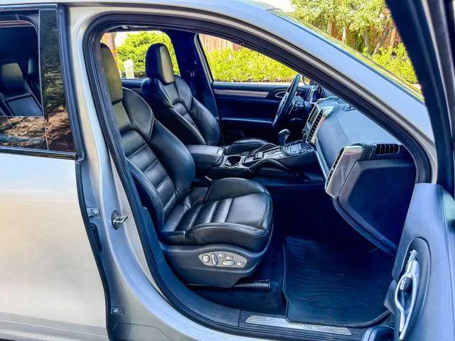 2011 Porsche Cayenne Turbo