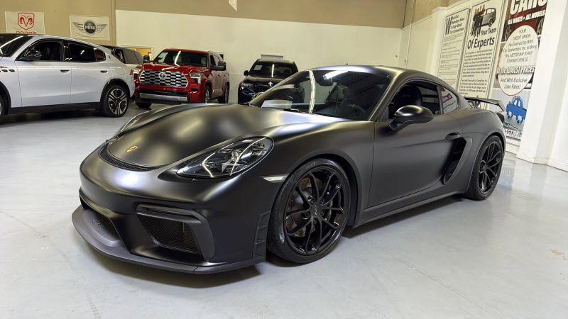 2021 Porsche 718 Cayman GT4