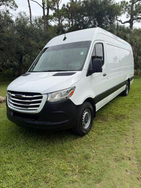 2021 Freightliner Sprinter High Roof I4 Diesel