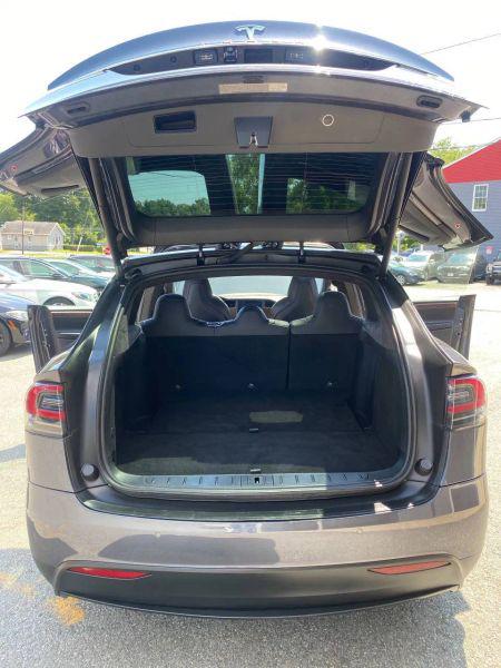 2019 Tesla Model X Standard Range