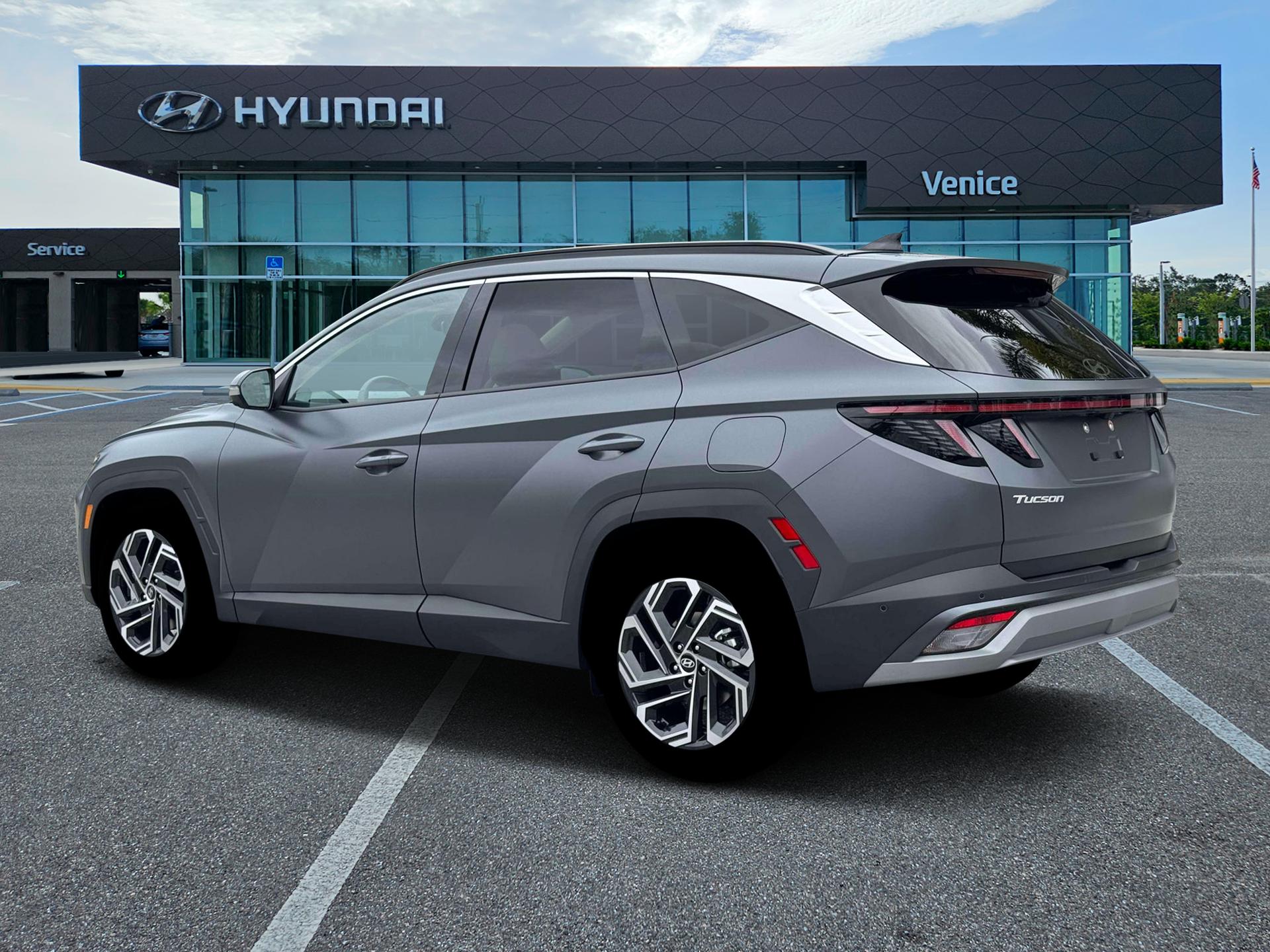 2026 Hyundai TUCSON Limited FWD - Image 4