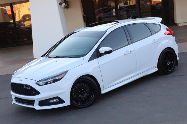 2017 Ford Focus ST