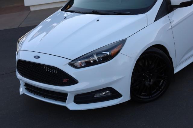 2017 Ford Focus ST