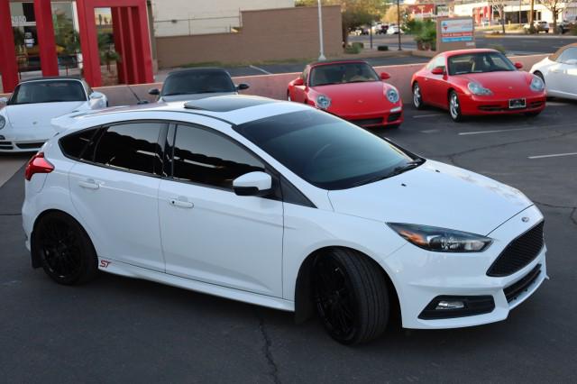 2017 Ford Focus ST