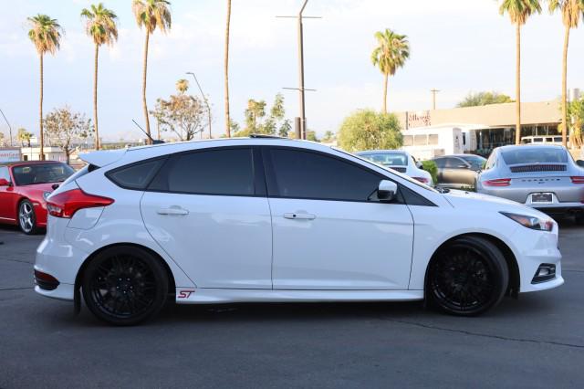 2017 Ford Focus ST
