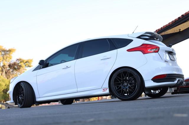 2017 Ford Focus ST