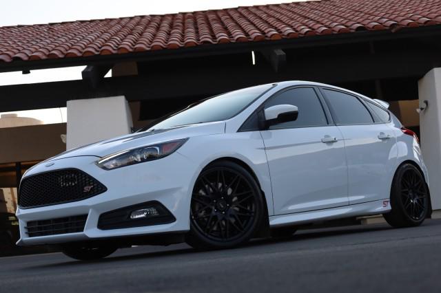 2017 Ford Focus ST