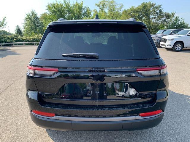 2027 Jeep Grand Cherokee Laredo Altitude 2027 Jeep Grand Cherokee Laredo Altitude