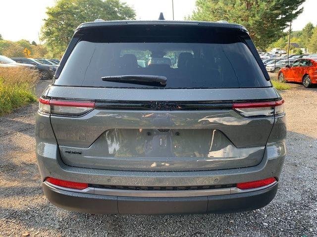 2027 Jeep Grand Cherokee GRAND CHEROKEE LAREDO ALTITUDE 4X4 2027 Jeep Grand Cherokee GRAND CHEROKEE LAREDO ALTITUDE 4X4
