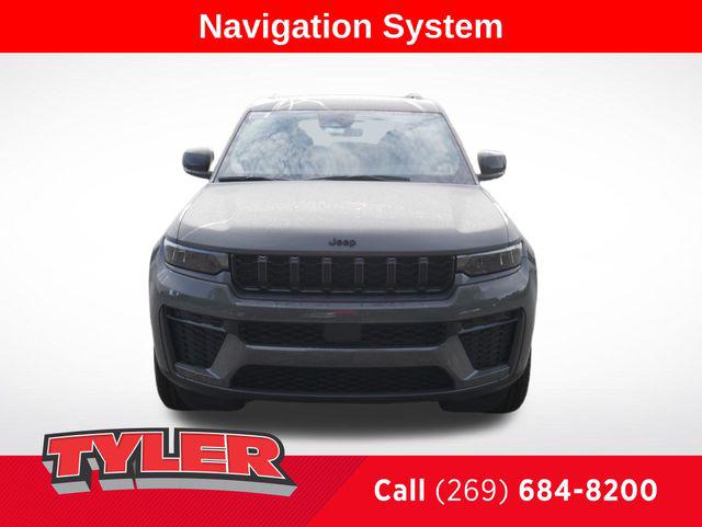 2027 Jeep Grand Cherokee Laredo Altitude