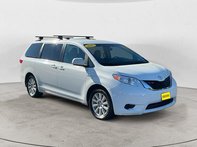 2017 Toyota Sienna LE 7 Passenger
