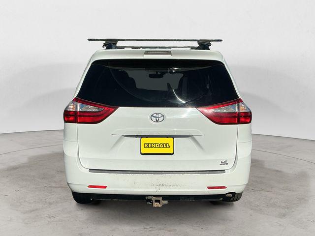2017 Toyota Sienna LE 7 Passenger