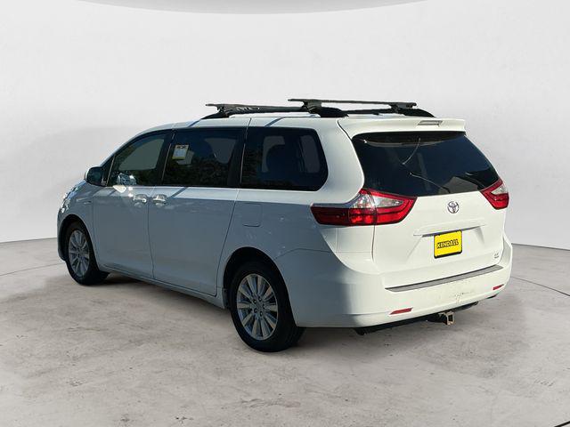 2017 Toyota Sienna LE 7 Passenger