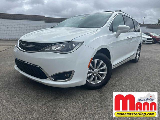 2017 Chrysler Pacifica Touring-L for sale in Mt Sterling, KY