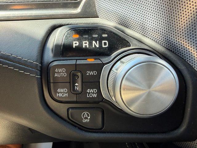 2019 Ram 1500 Limited Crew Cab 4x4 57 Box