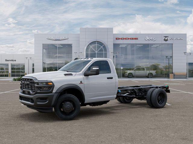 2026 RAM 5500 Chassis RAM 5500 TRADESMAN CHASSIS REGULAR CAB 4X4 84 CA