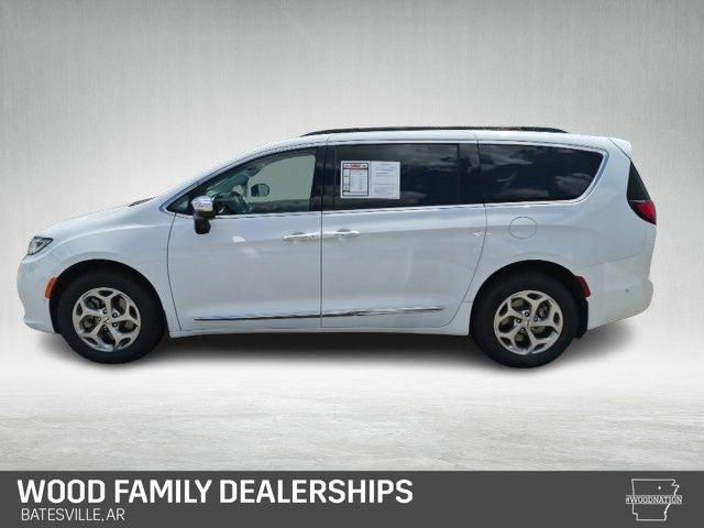 2023 Chrysler Pacifica Limited AWD