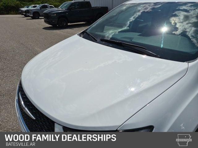 2023 Chrysler Pacifica Limited AWD