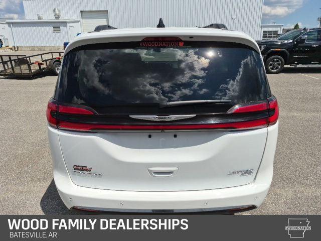 2023 Chrysler Pacifica Limited AWD