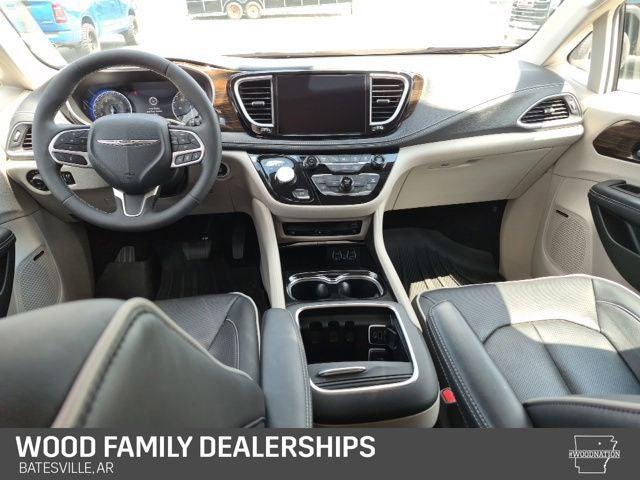 2023 Chrysler Pacifica Limited AWD