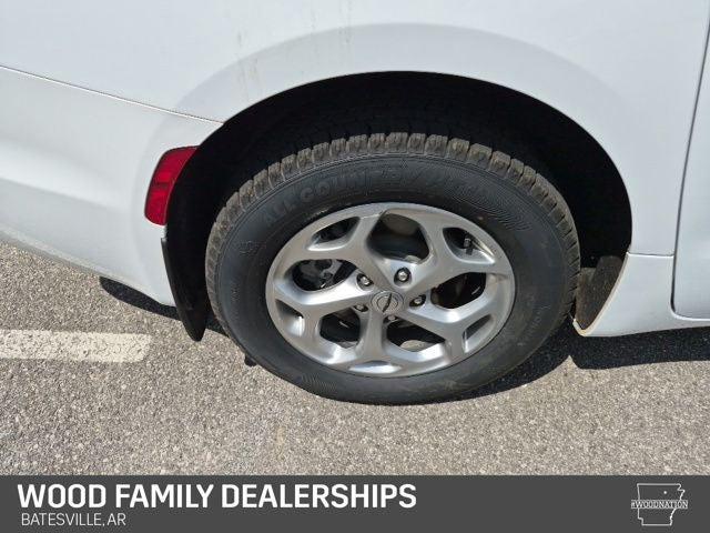 2023 Chrysler Pacifica Limited AWD
