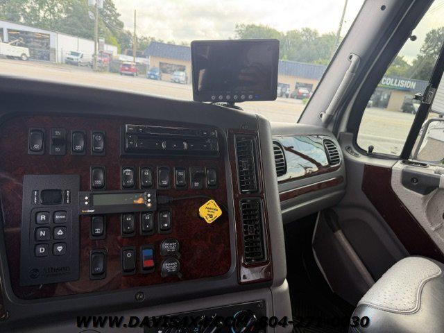2015 Freightliner M2 Western Hauler
