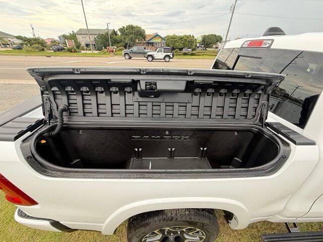 2026 Ram 1500 Laramie Crew Cab 4x4 57 Box