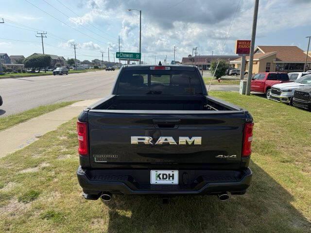 2026 Ram 1500 Big Horn Crew Cab 4x4 57 Box
