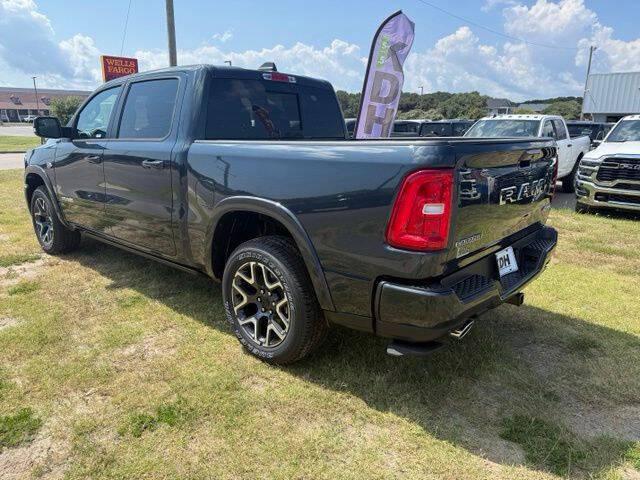 2026 Ram 1500 Laramie Crew Cab 4x4 5'7" Box