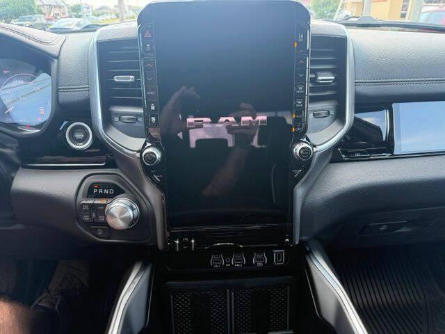 2026 Ram 1500 Laramie Crew Cab 4x4 5'7" Box